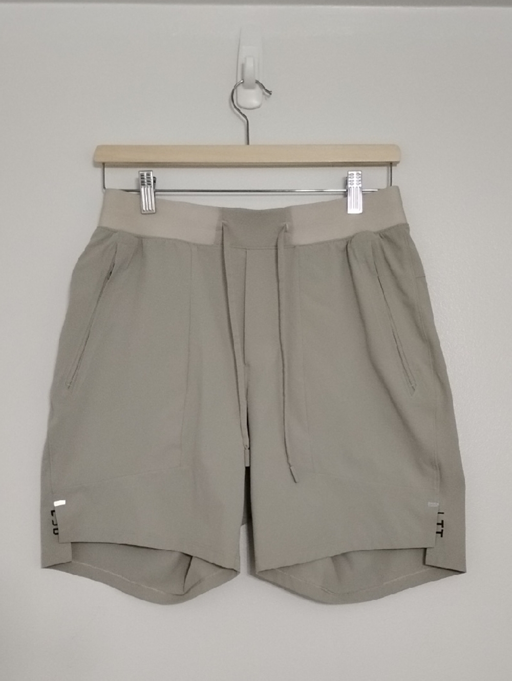 Lululemon Men's License To Train Short 7"